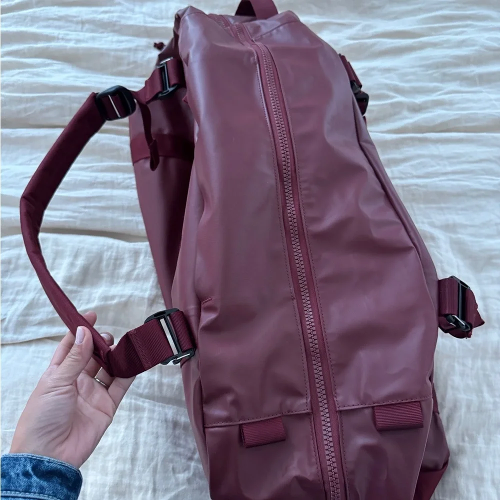 Away Burgundy Travel Bag - Picture 8 of 10